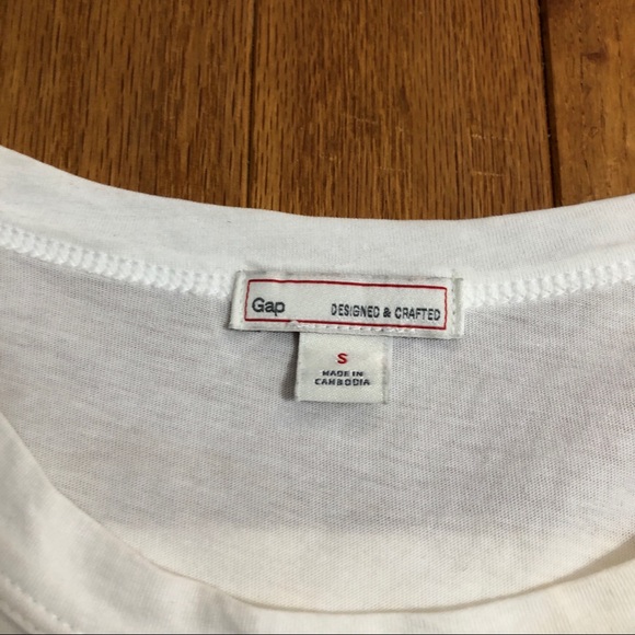 Beaded GAP T-shirt - Picture 5 of 5